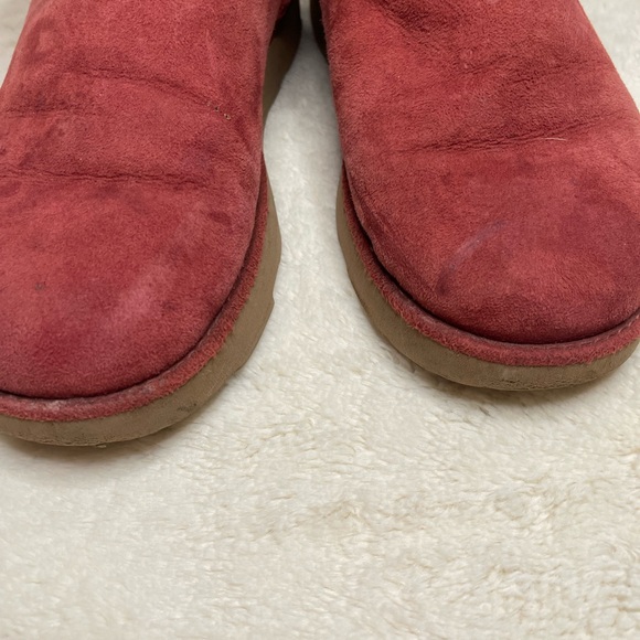 UGG Women's Red Winter Boots - Picture 2 of 8